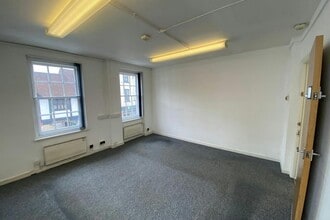 42-43 Downing St, Farnham for lease Interior Photo- Image 2 of 4