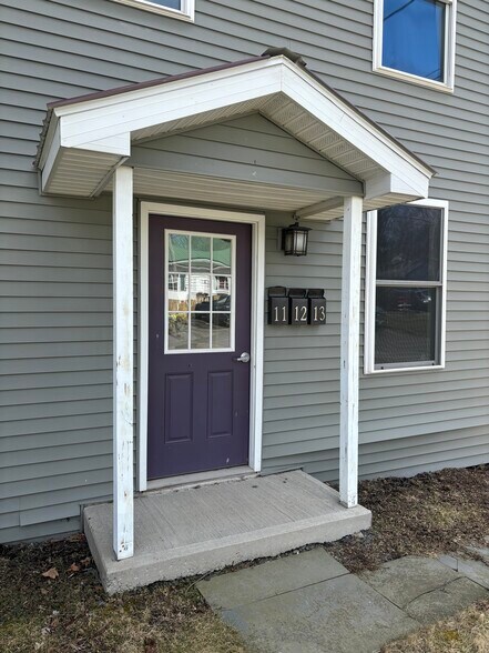 100 Wilson St, Montrose, PA à vendre - Photo du bâtiment - Image 2 de 15