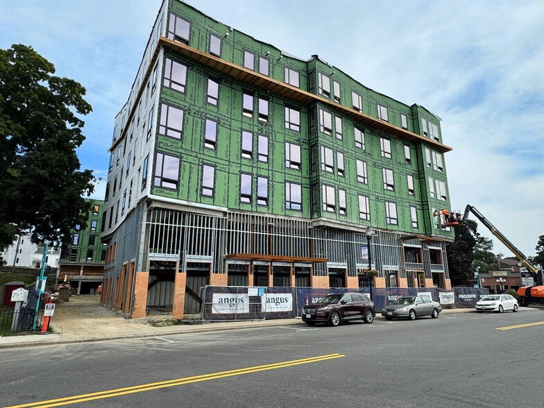 57 Main St, Marlborough, MA à louer - Photo du bâtiment - Image 3 de 4