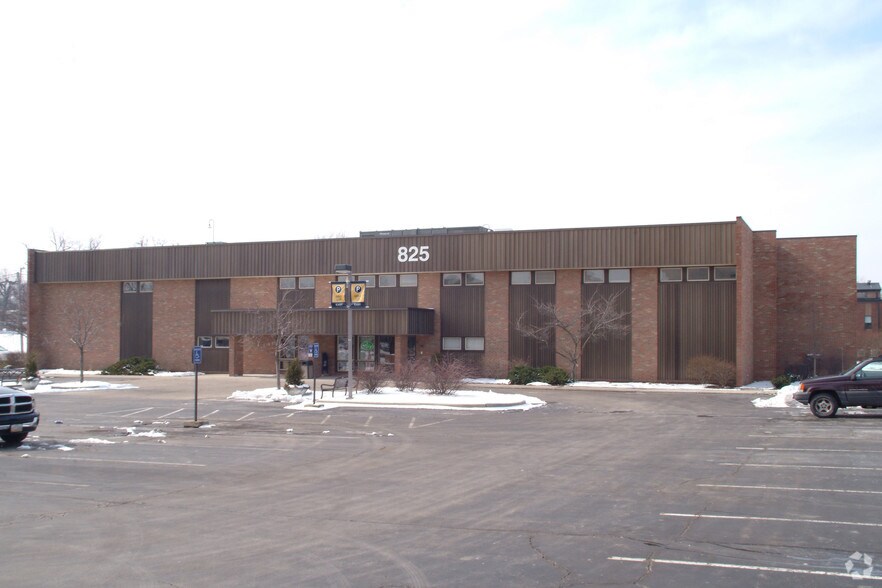 825 W Market St, Lima, OH à louer - Photo du bâtiment - Image 3 de 7
