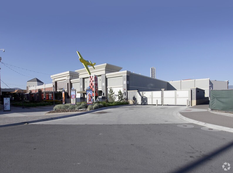 1330 Scheels Dr, Sparks, NV à louer - Photo du bâtiment - Image 3 de 6