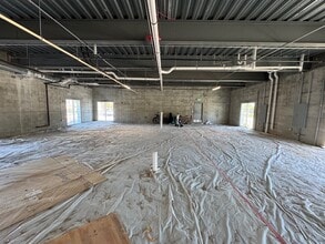 309 State St E, Oldsmar, FL for lease Interior Photo- Image 2 of 4