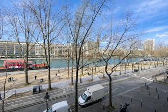 34 Quai De La Loire, Paris, PAR - Aerial  map view