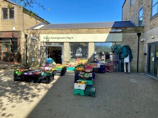 Plus de détails pour 6 Richmonds Ct, Colne - Commerce de détail à louer