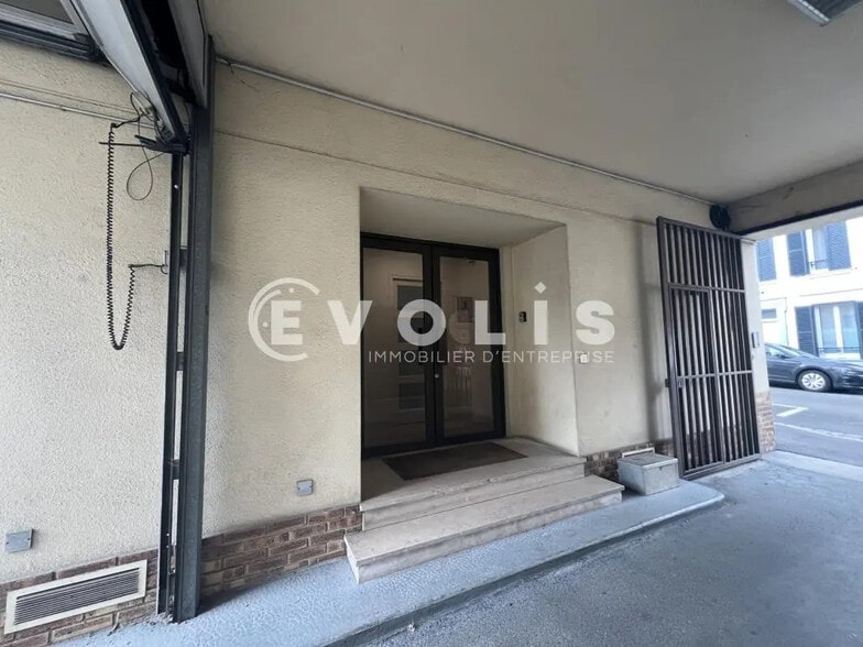 Office in Le Raincy for lease - Building Photo - Image 2 of 18