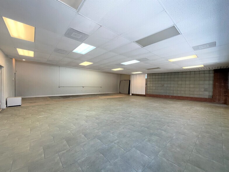 1443 N E St, San Bernardino, CA à vendre - Photo du bâtiment - Image 3 de 16