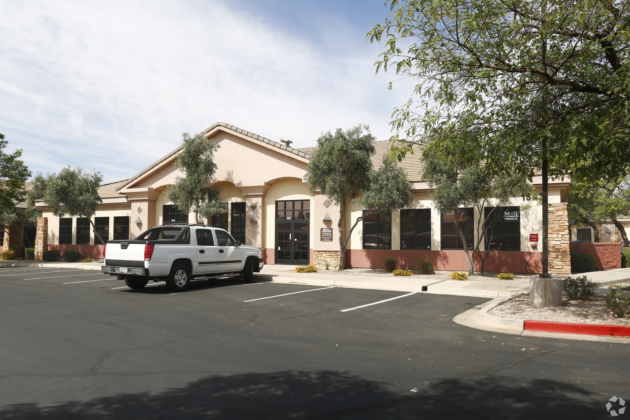 1543 W Elliot Rd, Gilbert, AZ for sale Primary Photo- Image 1 of 73