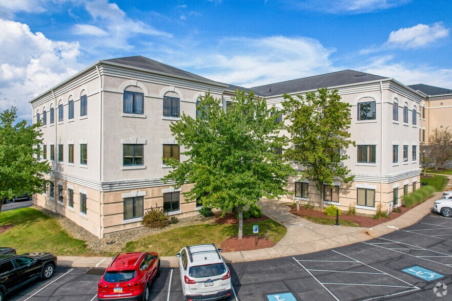 6500 Brooktree Rd, Wexford, PA for lease - Building Photo - Image 3 of 14