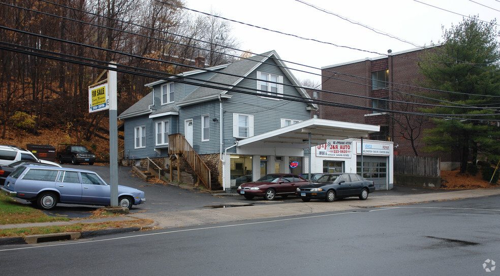 2056 Stanley St, New Britain, CT à vendre - Photo du bâtiment - Image 1 de 1