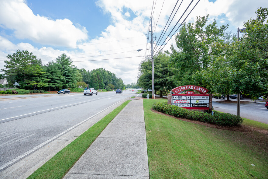 1884 Lawrenceville-Suwanee Rd, Lawrenceville, GA à vendre - Photo du bâtiment - Image 1 de 1