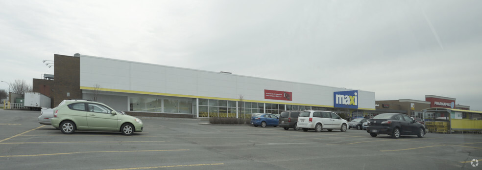 175-199 25e Av, St-Eustache, QC for lease - Building Photo - Image 2 of 9