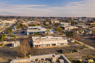 1800 23rd St, Bakersfield, CA - Aérien  Vue de la carte - Image1