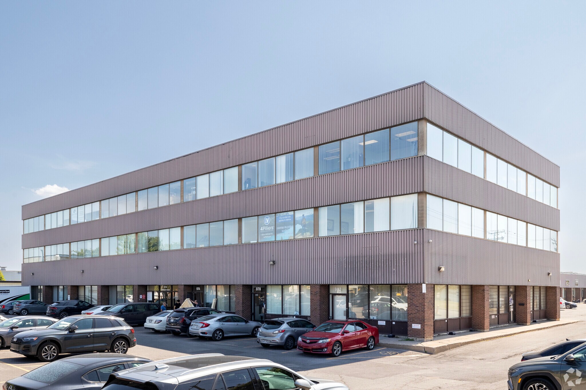 4700-4900 Boul De La Côte-Vertu, Montréal, QC for sale Primary Photo- Image 1 of 1