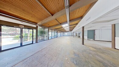 811-897 Silver Spur Rd, Rolling Hills Estates, CA for lease Interior Photo- Image 2 of 5