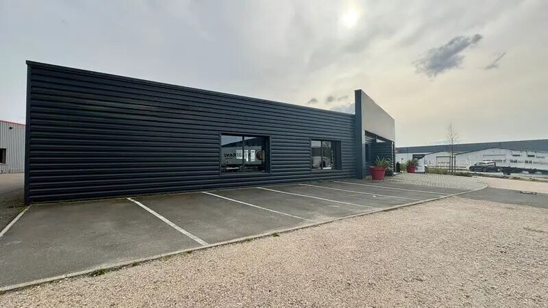 Office in Ingre for sale Building Photo- Image 1 of 14