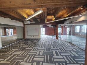 151 N 8th St, Lincoln, NE à louer Photo intérieure- Image 2 de 11