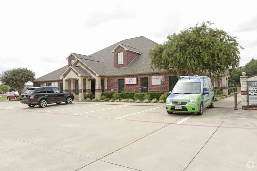 200 N Rufe Snow, Keller, TX for lease - Building Photo - Image 3 of 5