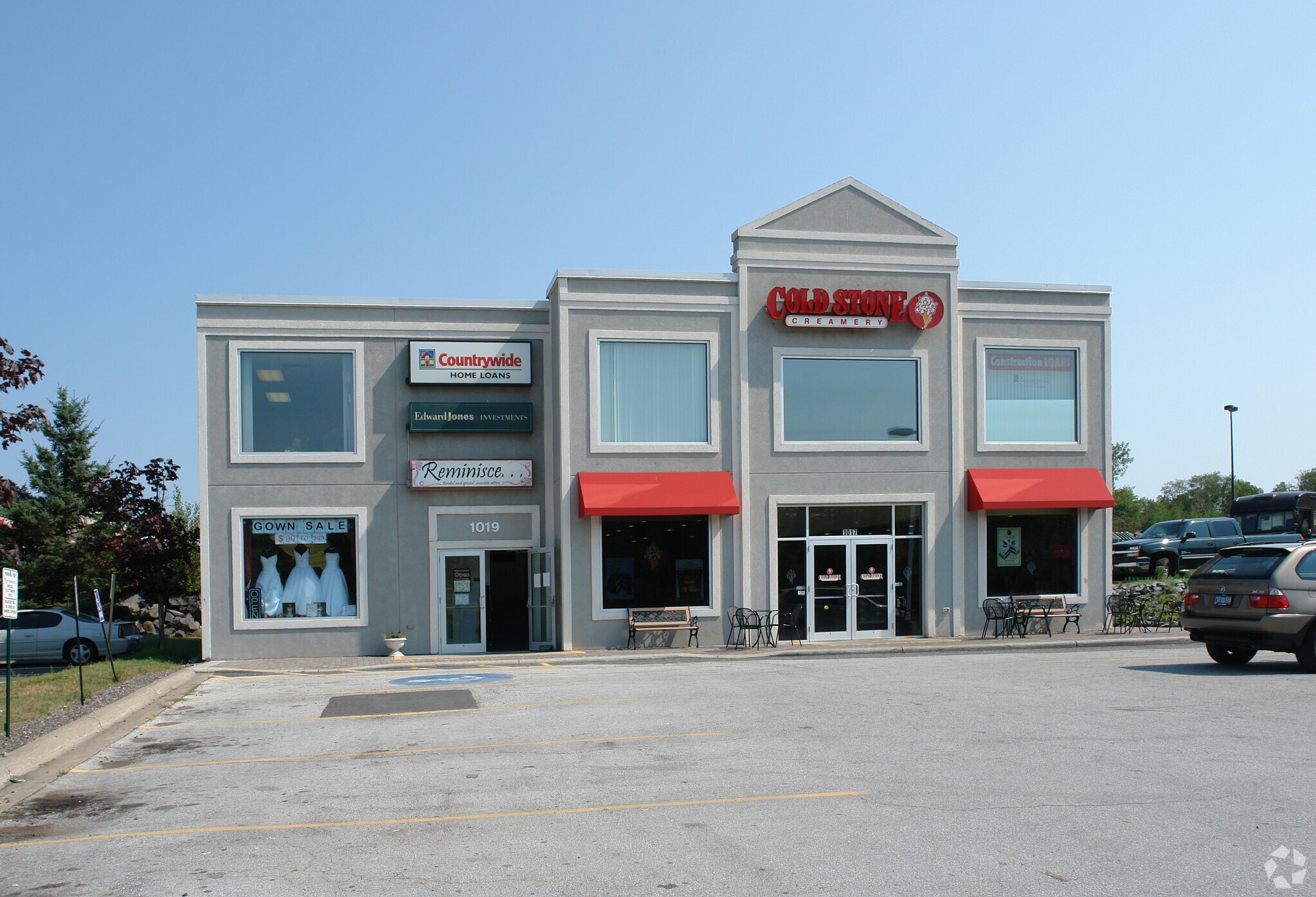 1017-1019 W Central Entrance, Duluth, MN à vendre Photo principale- Image 1 de 19