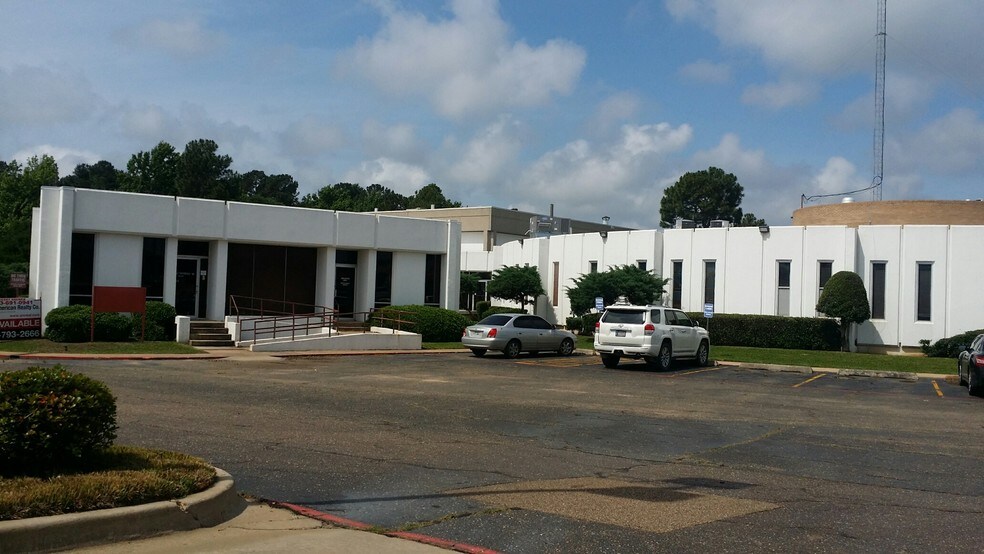 4802 Texas Blvd, Texarkana, TX à louer - Photo du bâtiment - Image 2 de 14