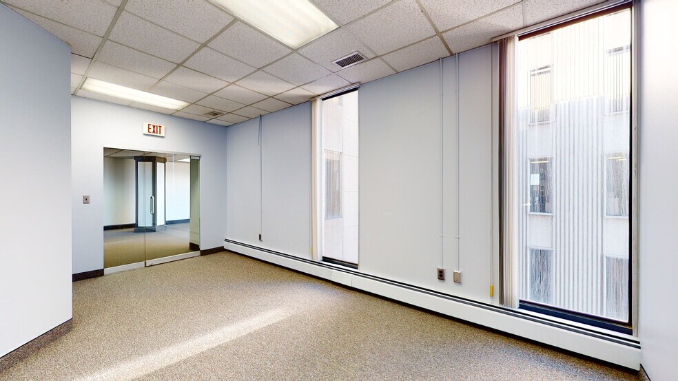 25900 Greenfield Rd, Oak Park, MI à louer - Numérisation 3D de Matterport - Image 2 de 22