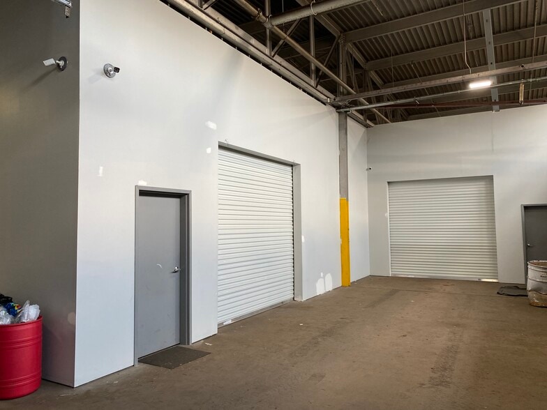 179 Park Ave, East Hartford, CT for lease - Interior Photo - Image 3 of 12