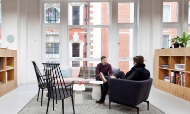 460 Doyle Ave, Kelowna, BC à louer - Photo intérieure - Image 2 de 6