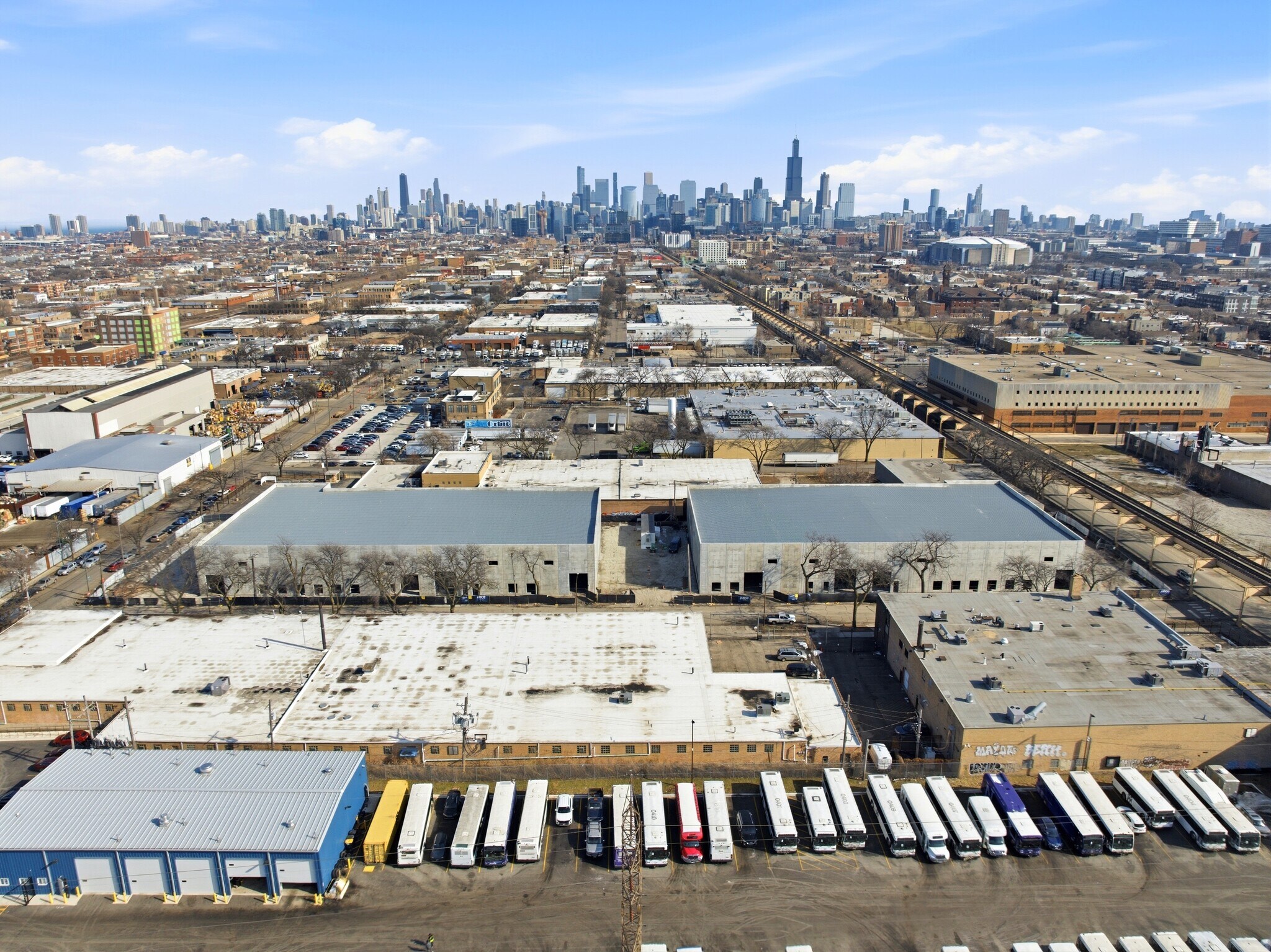 2520 W Lake St, Chicago, IL for lease Primary Photo- Image 1 of 5