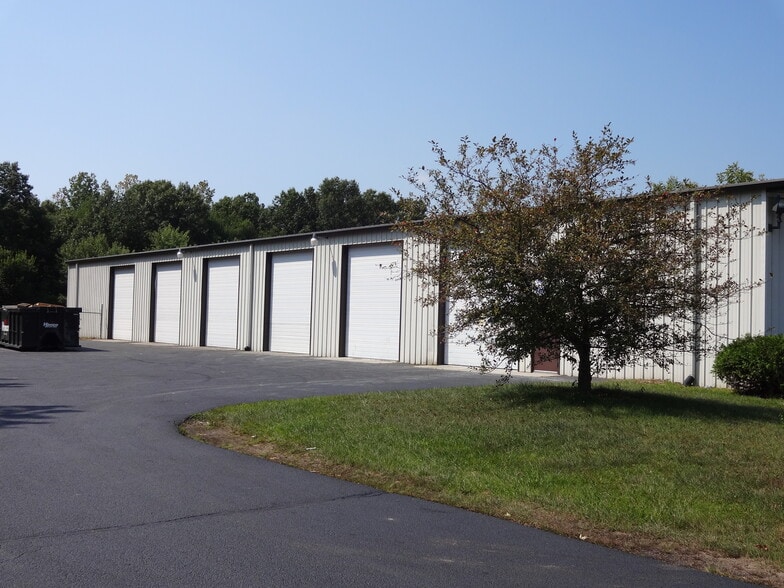 1835 Leer Dr, Elkhart, IN for lease - Building Photo - Image 3 of 10