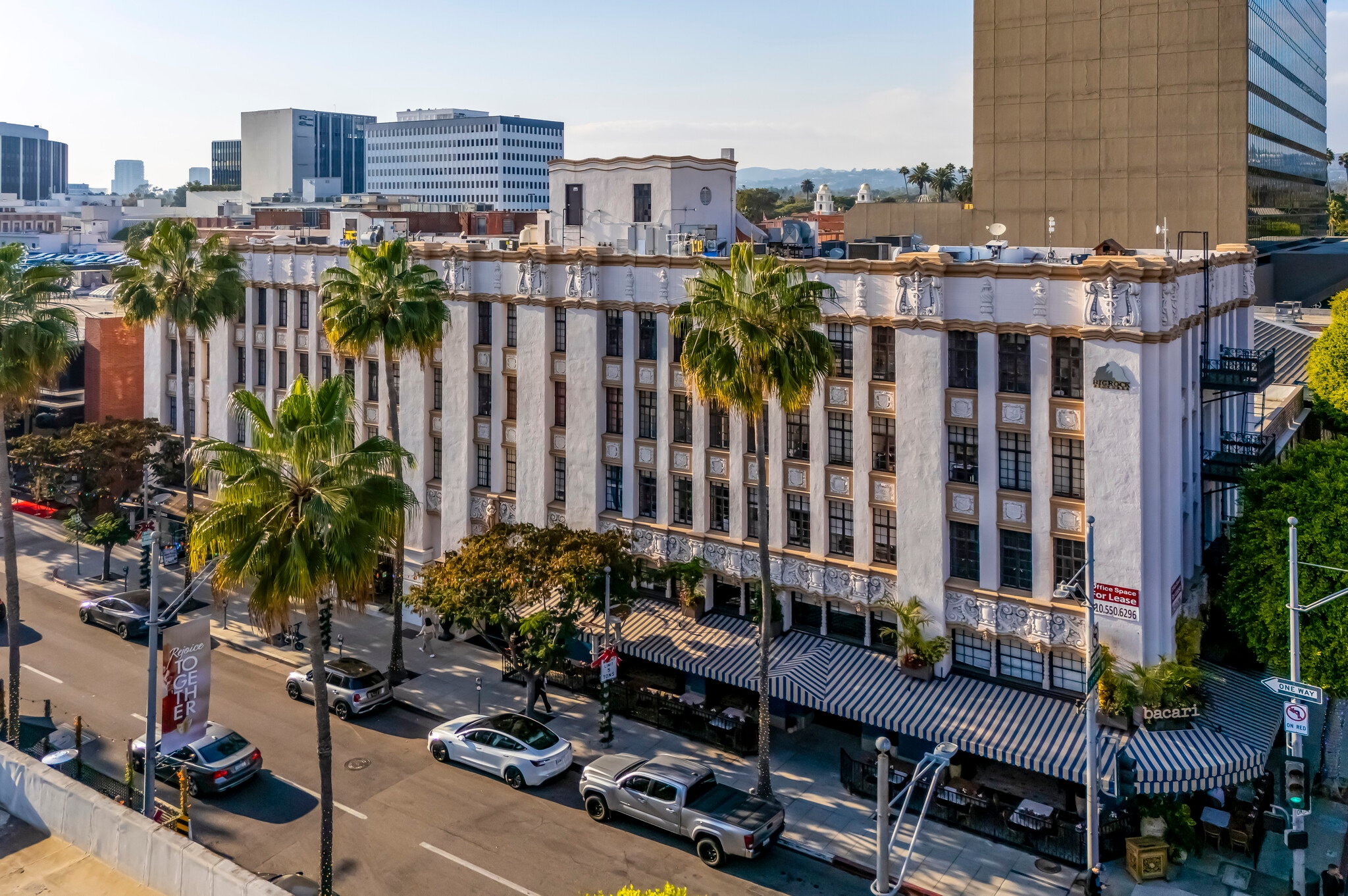 9615 Brighton Way, Beverly Hills, CA for lease Primary Photo- Image 1 of 11