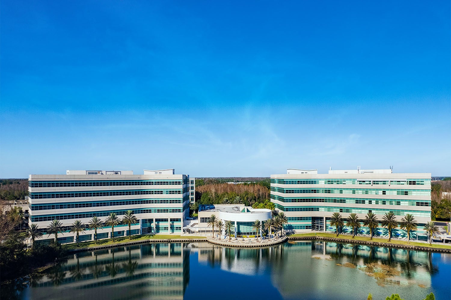 MetLife Tampa portfolio of 2 properties for sale on LoopNet.ca Building Photo- Image 1 of 12