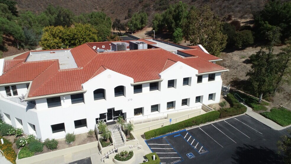 250 N Westlake Blvd, Westlake Village, CA à louer - Photo du bâtiment - Image 3 de 9