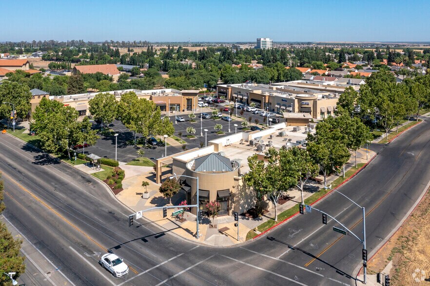 755 E Yosemite Ave, Merced, CA for lease - Aerial - Image 2 of 6