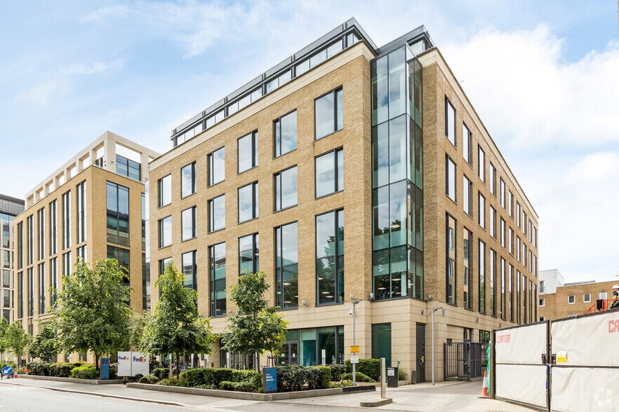 22 Station Rd, Cambridge à louer - Photo du bâtiment - Image 2 de 4