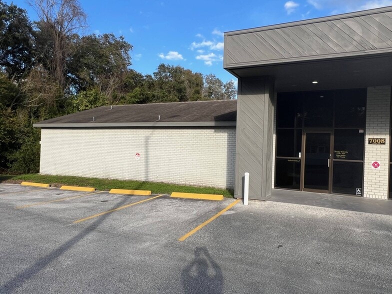 7008 Jason Dr, Zephyrhills, FL for sale - Building Photo - Image 3 of 22