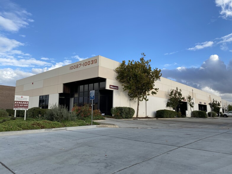 10027 Prospect Ave, Santee, CA for lease - Building Photo - Image 1 of 2