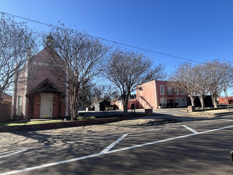 201 S Cooper St, Memphis, TN for sale - Building Photo - Image 3 of 10