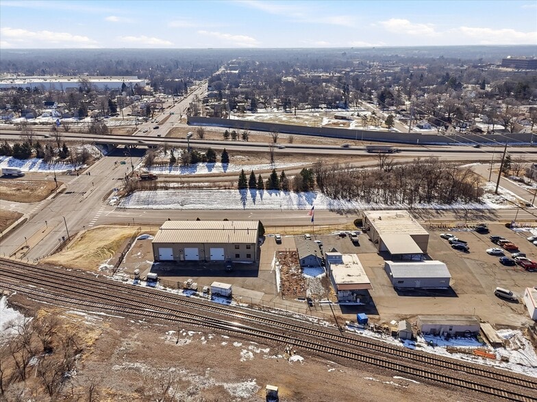 617 Pierce St., Anoka portefeuille de 2 propriétés à vendre sur LoopNet.ca - Aérien - Image 2 de 25