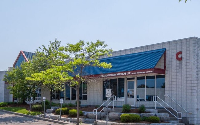 Plus de détails pour 490 Dutton Dr, Waterloo, ON - Industriel à louer