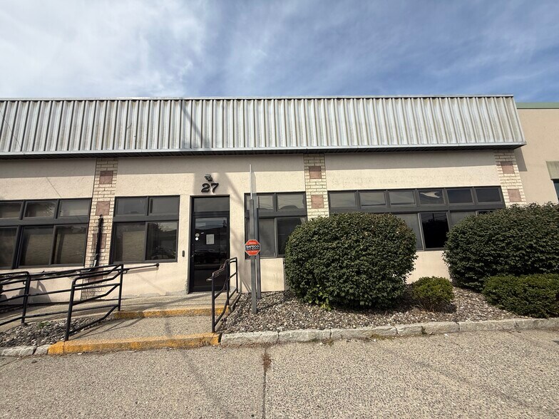 23 Grand St, Kingston, NY à vendre - Photo du bâtiment - Image 3 de 19