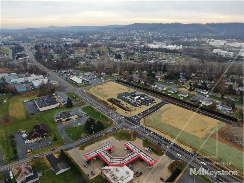 4641 Penn Ave, Sinking Spring, PA à vendre Photo principale- Image 1 de 7