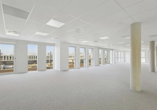 23-25 Rue Paul Duvivier, Lyon for lease Interior Photo- Image 2 of 11