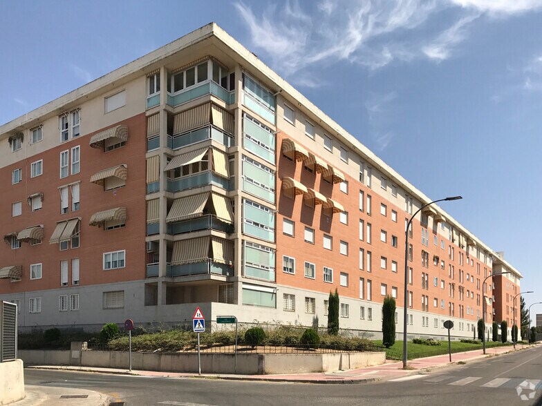 Calle Lago Blanco, 2, Parla, Madrid à louer - Photo du bâtiment - Image 3 de 3