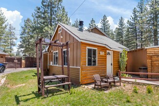 Plus de détails pour 39372 Big Bear Blvd, Big Bear Lake, CA - Services hôteliers à vendre