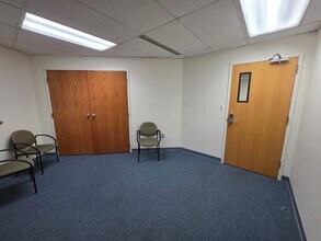 95 Highland Ave, Bethlehem, PA for lease Interior Photo- Image 2 of 14