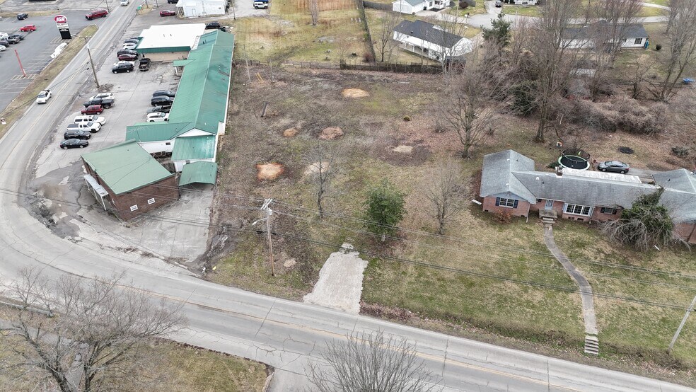 418 E 3rd St, Hardinsburg, KY for sale - Building Photo - Image 3 of 25