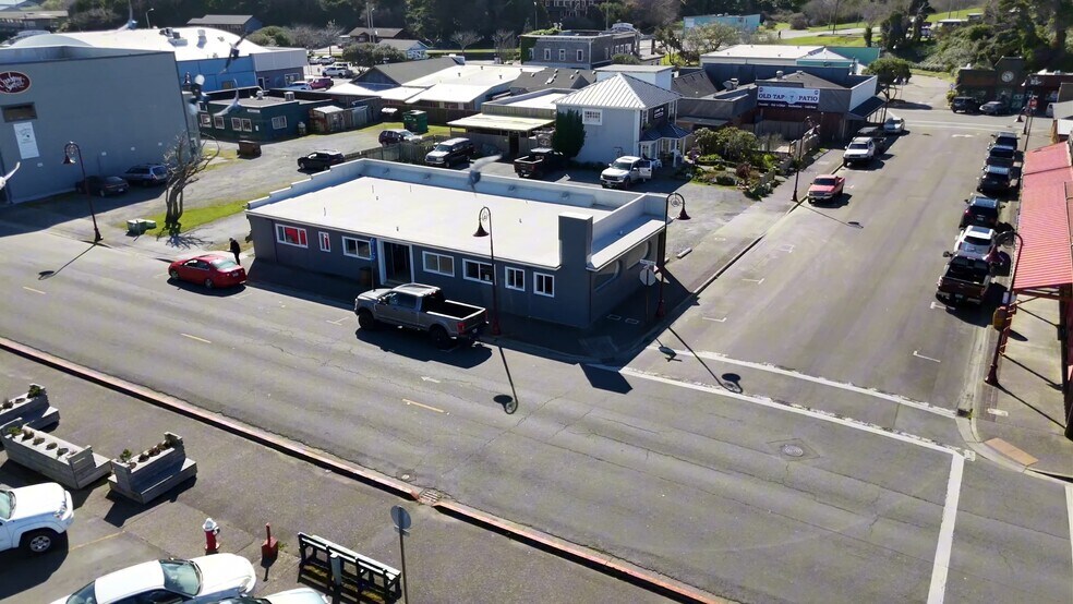 125 Baltimore Ave SE, Bandon, OR à vendre - Vidéo sur l’inscription commerciale - Image 2 de 31