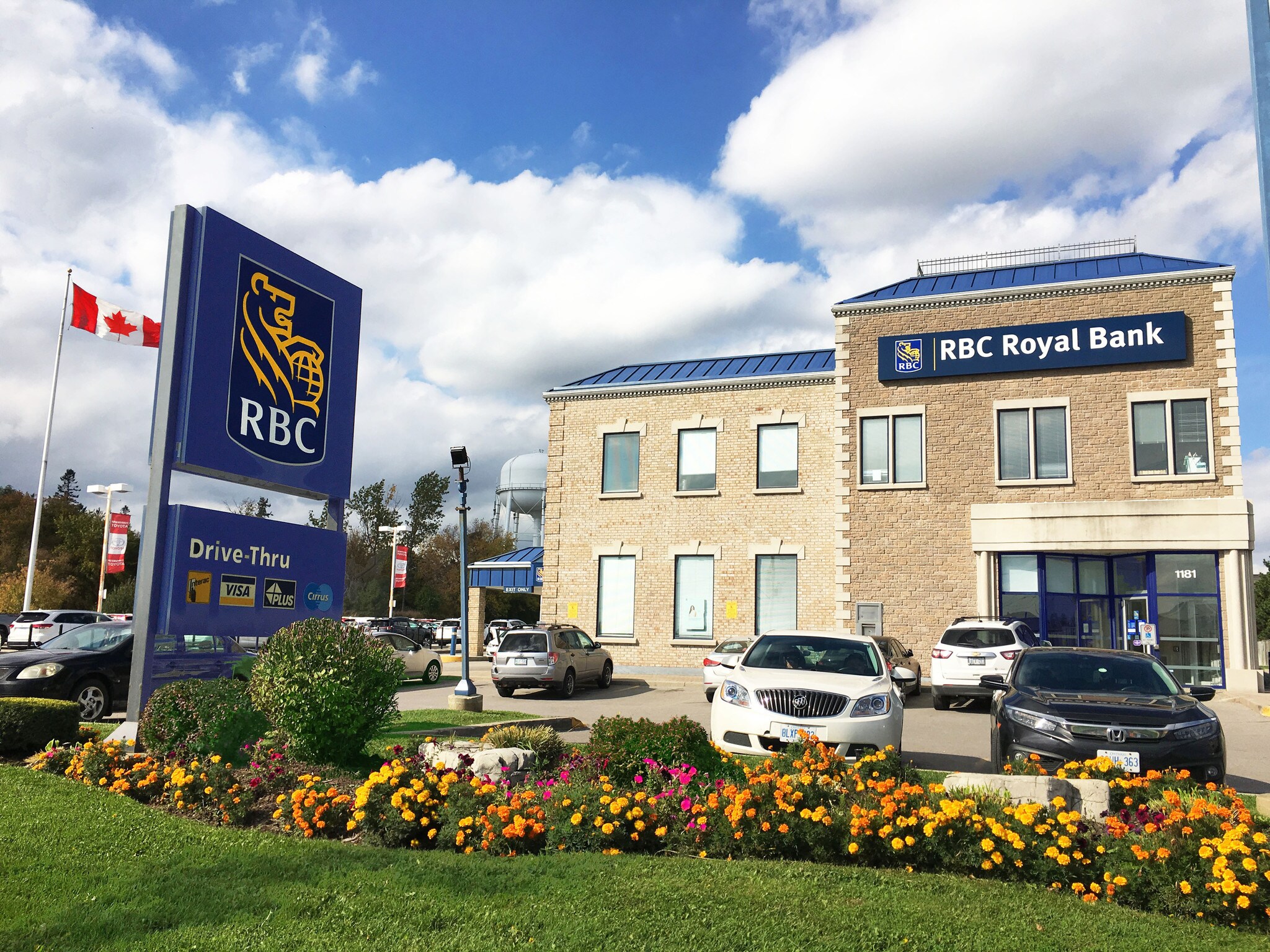 1181 Davis Dr, Newmarket, ON for sale Other- Image 1 of 1