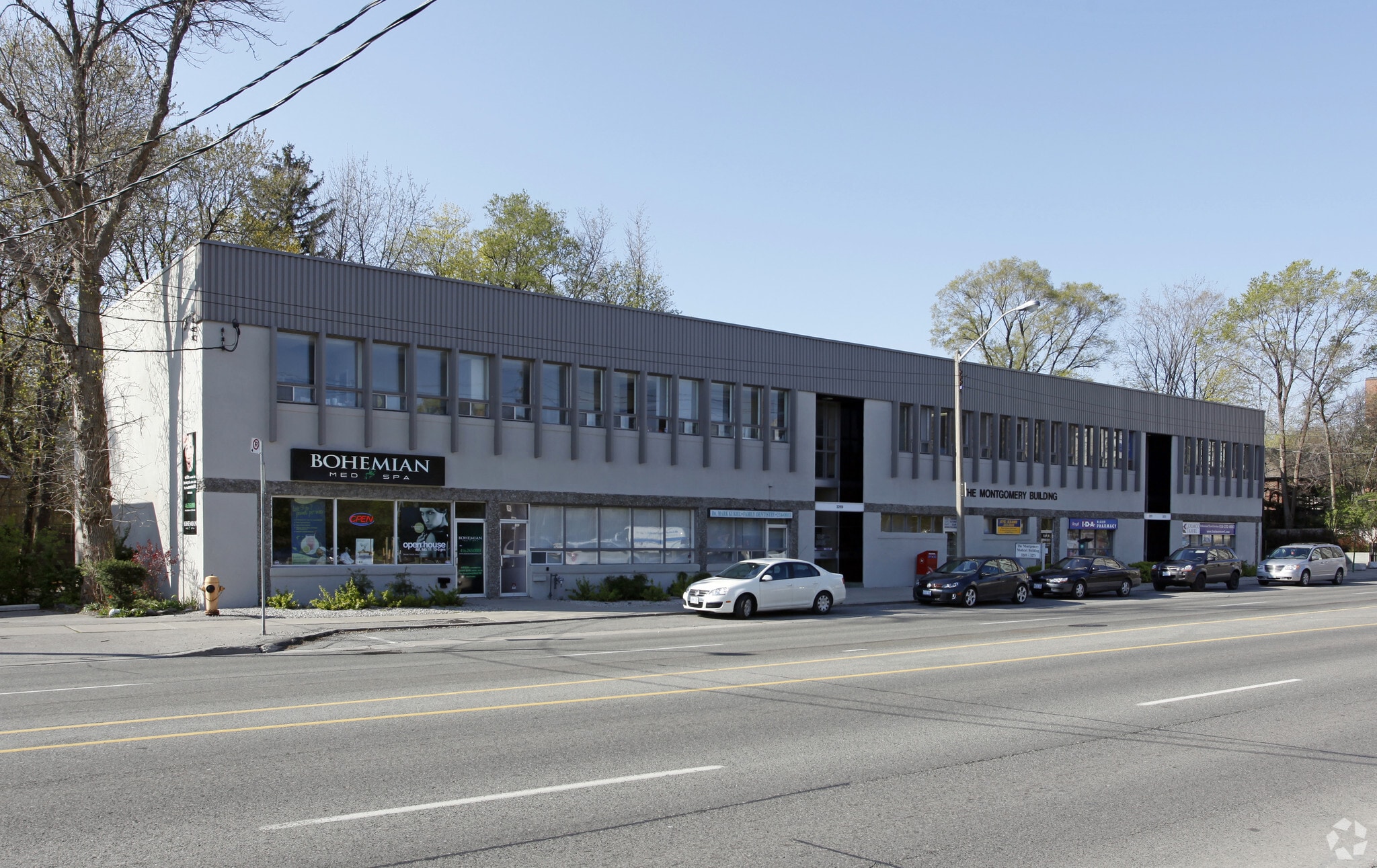 3267-3277 Bloor St W, Toronto, ON for lease Primary Photo- Image 1 of 6