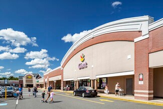 More details for 21800 Town Center Plz, Sterling, VA - Retail for Lease