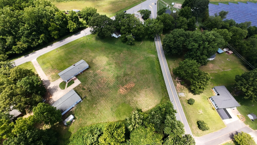 1013 York Rd, Kings Mountain, NC for sale - Building Photo - Image 3 of 9